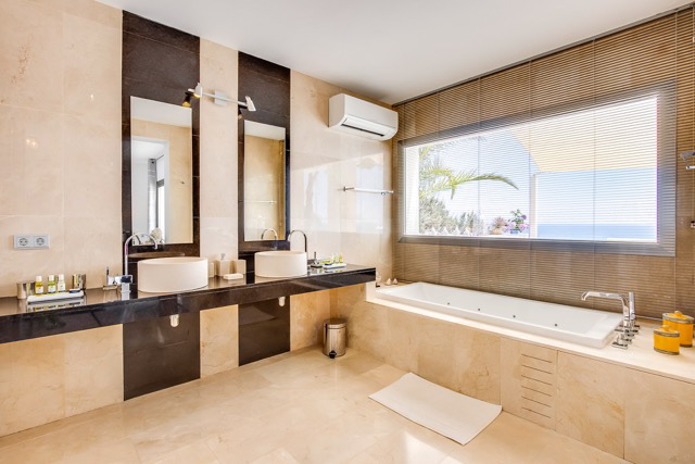 villa2996bedroomseccubells23